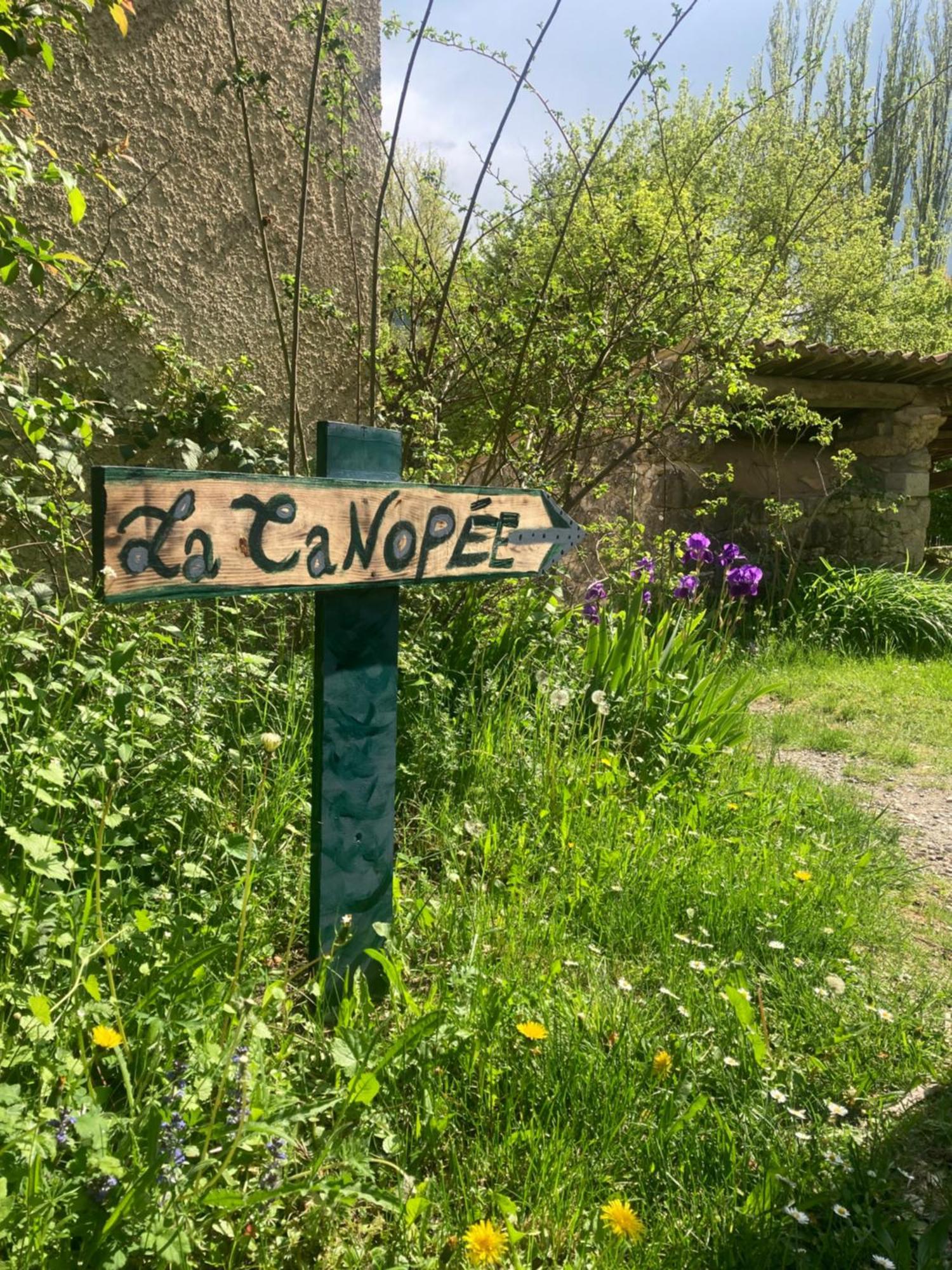 La Canopee Barret-sur-Meouge 外观 照片